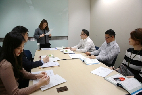 사진설명: 아워홈 글로벌스쿨 베트남어 수업 모습