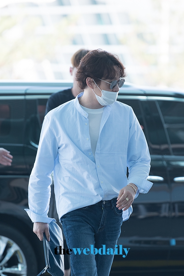박유천, 인천국제공항 출국 현장