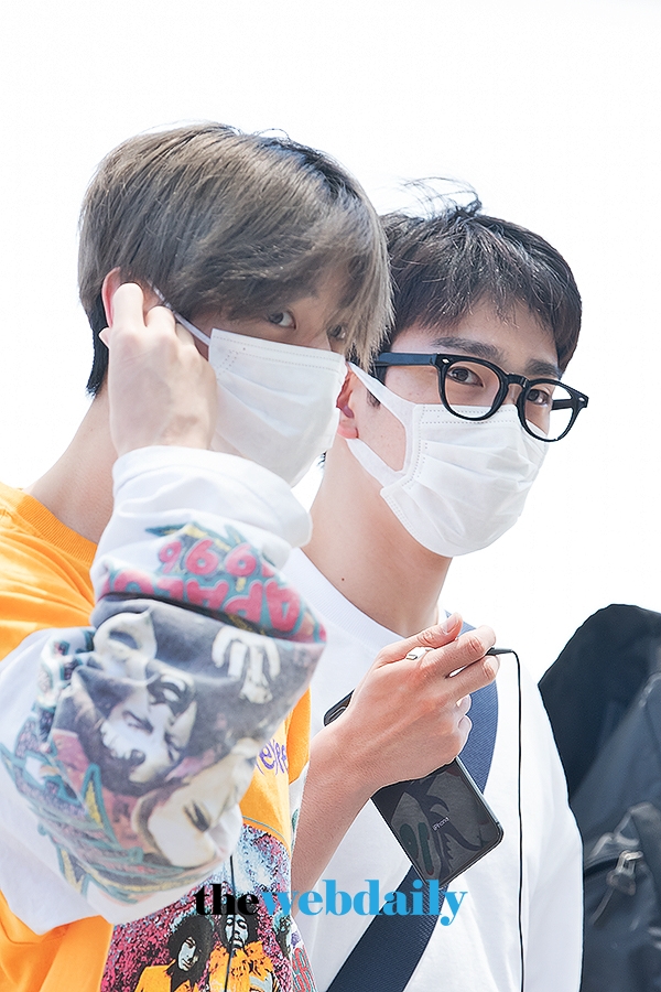 갓세븐(GOT7) 마크-진영, 인천국제공항 출국 현장