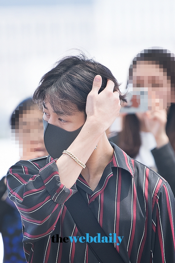 갓세븐(GOT7) 뱀뱀, 인천국제공항 출국 현장