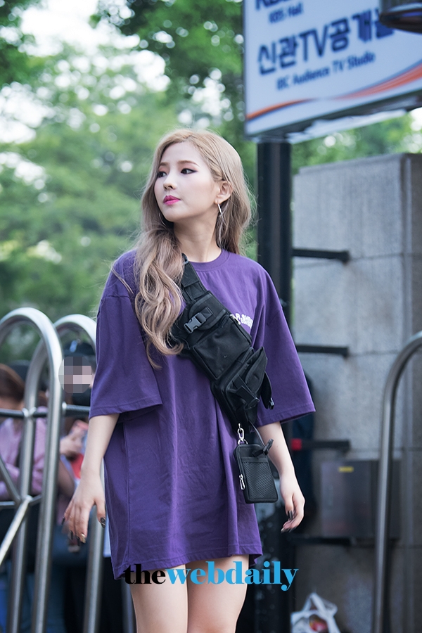 (여자)아이들 소연, KBS '뮤직뱅크' 출근길