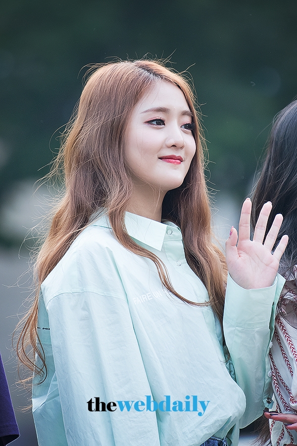 (여자)아이들 민니, KBS '뮤직뱅크' 출근길