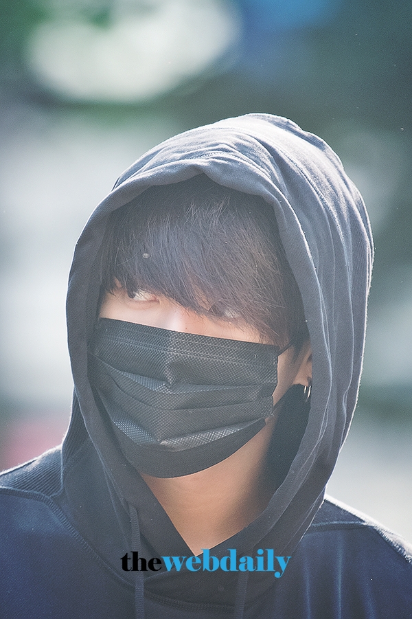 BTS(방탄소년단) 정국, KBS '뮤직뱅크' 출근길