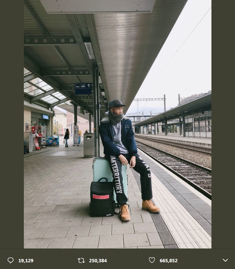 BTS 공식 트위터에 게재된 사진 캡쳐 (사진=SK이노베이션)