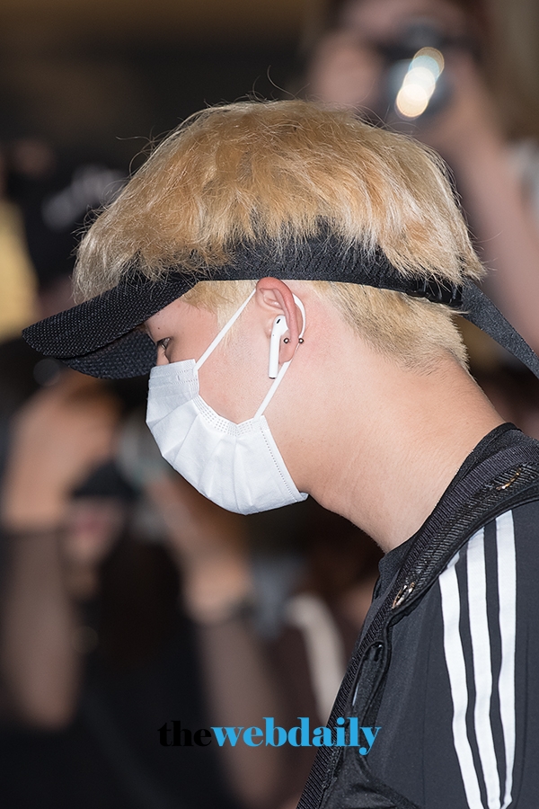 몬스타엑스(MONSTA X) 주헌, 김포국제공항 출국 현장