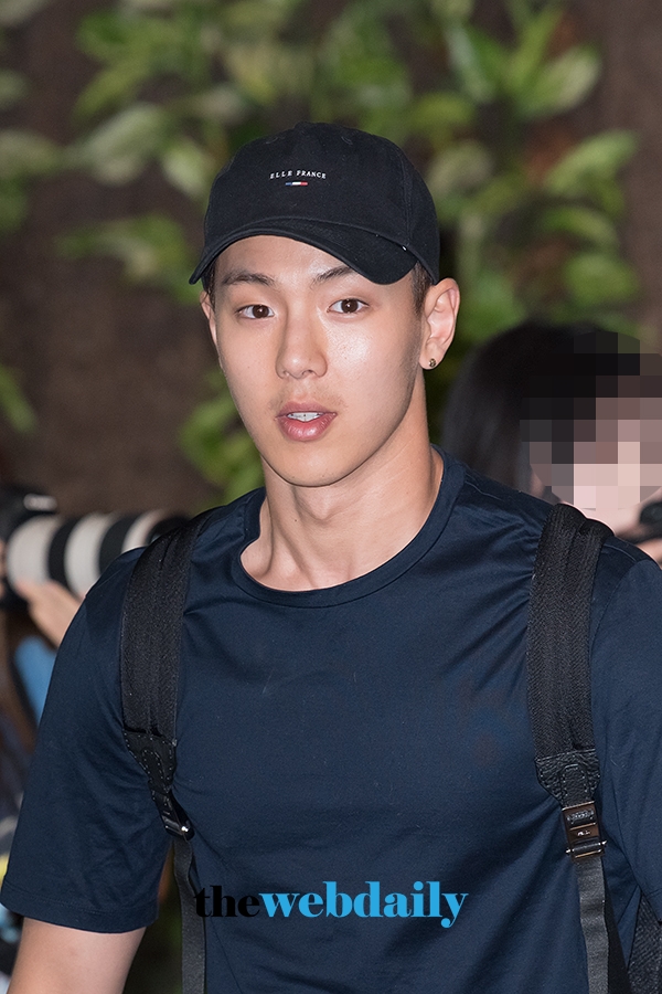 몬스타엑스(MONSTA X) 셔누, 김포국제공항 출국 현장