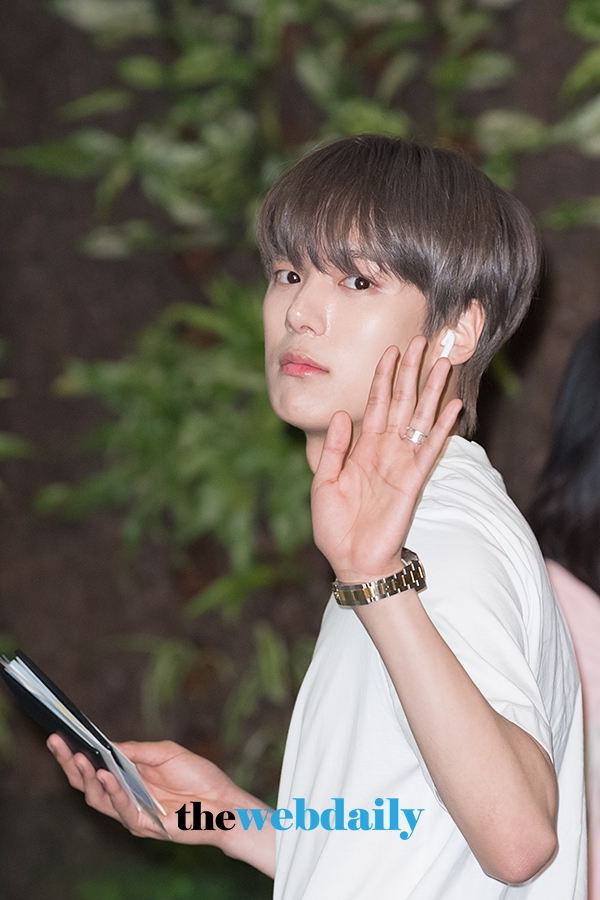 몬스타엑스(MONSTA X) 민혁, 김포국제공항 출국 현장