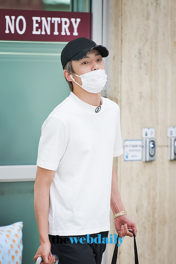 몬스타엑스(MONSTA X) 민혁, 김포국제공항 입국 현장