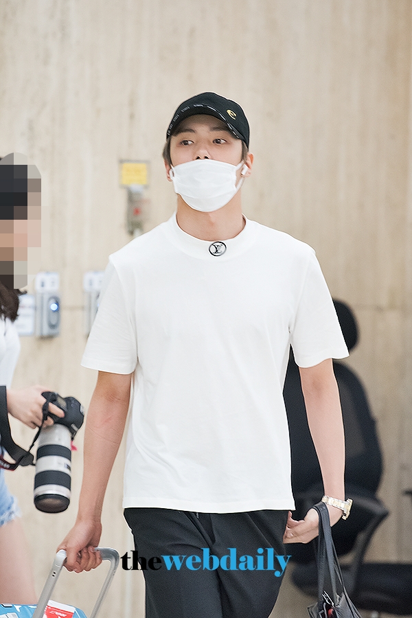 몬스타엑스(MONSTA X) 민혁, 김포국제공항 입국 현장