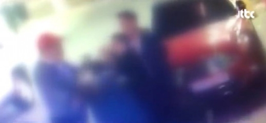 들끓기 시작하는 여론....길거리 폭행 둘러싸고 잡음 속출 '의견 분분'