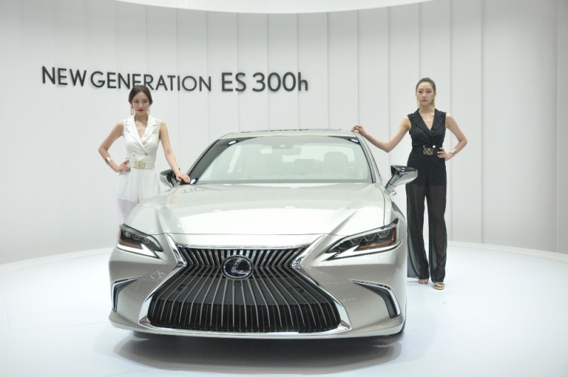 뉴 제너레이션 ES 300h.(사진=최영록 기자)