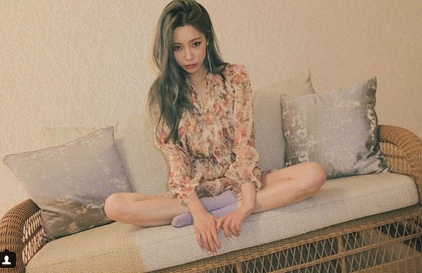 헤이즈, 헝클어진 머리....부러질 듯 가느다람 '여리여리'