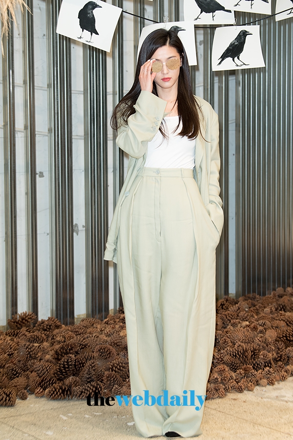 전지현, 젠틀몬스터의 포토콜 행사