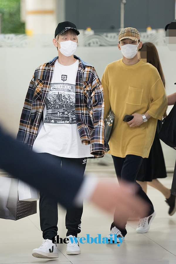 EXO-CBX(첸백시) 백현-첸, 김포국제공항 입국 현장