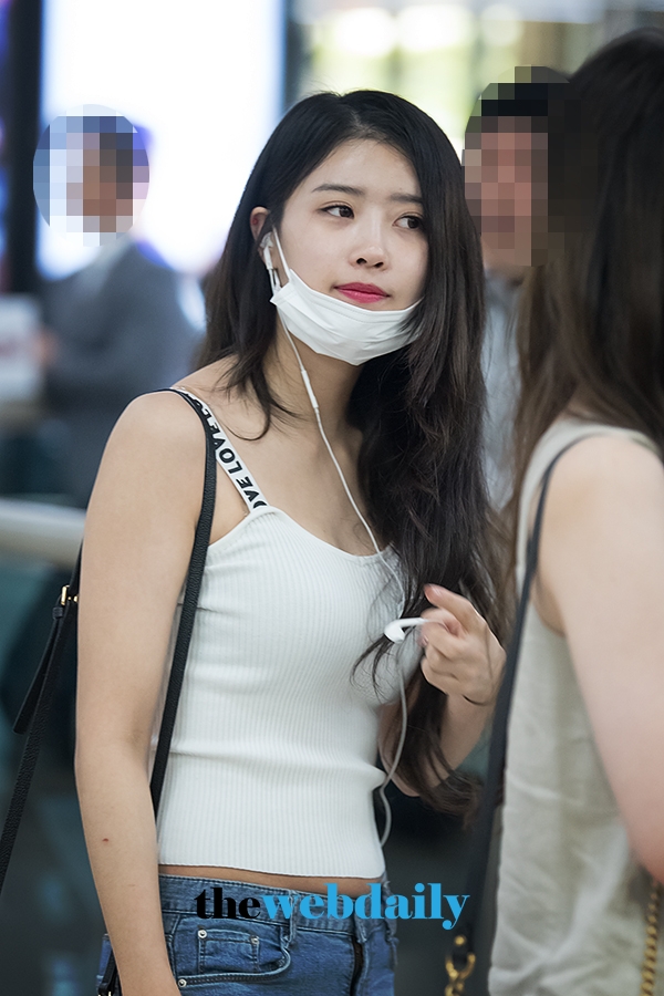 러블리즈(Lovelyz) 이미주, 김포국제공항 입국 현장