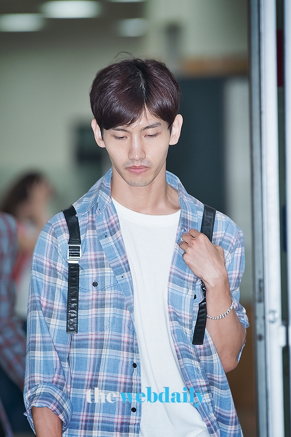 동방신기(TVXQ) 최강창민, 김포국제공항 입국 현장