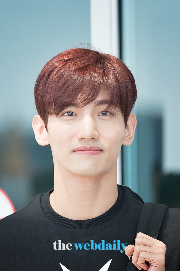 동방신기 최강창민, 인천국제공항 출국 현장