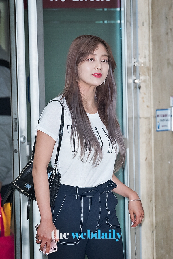 TWICE (트와이스) 지효, 김포국제공항 입국 현장