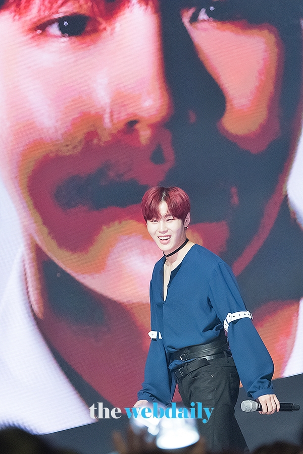 워너원(WannaOne) 하성운, MBC MUSIC '쇼챔피언' 생방송 현장