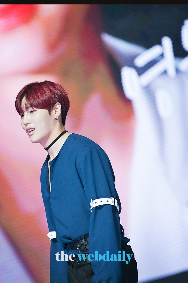 워너원(WannaOne) 하성운, MBC MUSIC '쇼챔피언' 생방송 현장