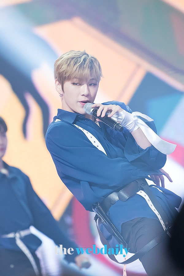 워너원(WannaOne) 강다니엘, MBC MUSIC '쇼챔피언' 생방송 현장