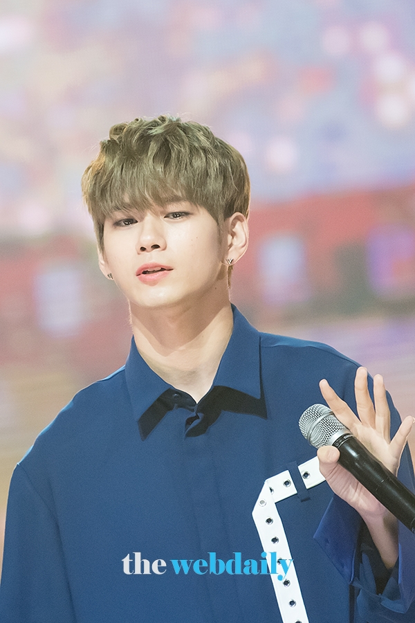 워너원(WannaOne) 옹성우, MBC MUSIC '쇼챔피언' 생방송 현장