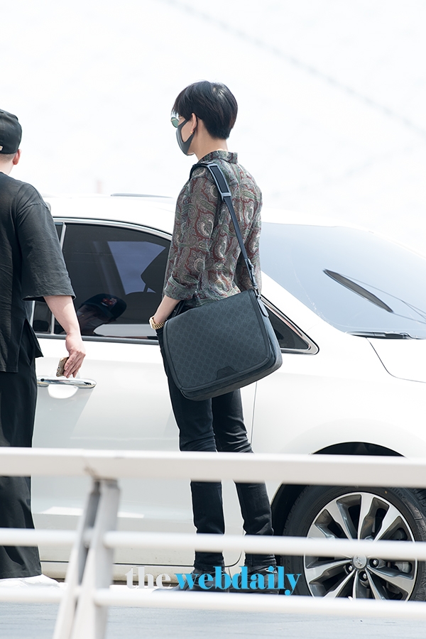 갓세븐(GOT7) 뱀뱀, 인천국제공항 출국 현장