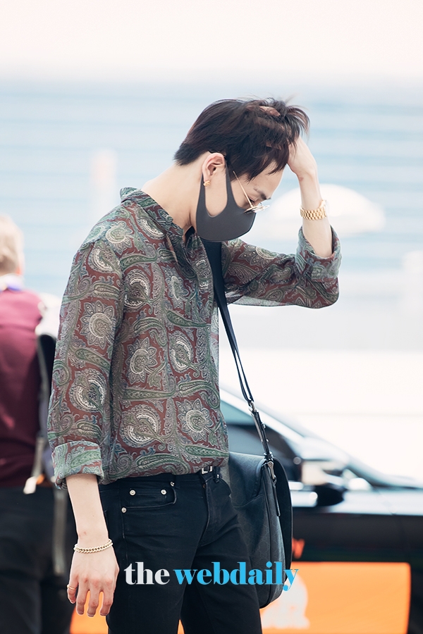 갓세븐(GOT7) 뱀뱀, 인천국제공항 출국 현장