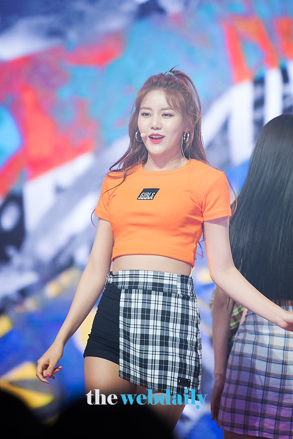 AOA(에이오에이) 혜정, MBC MUSIC '쇼챔피언' 생방송 현장