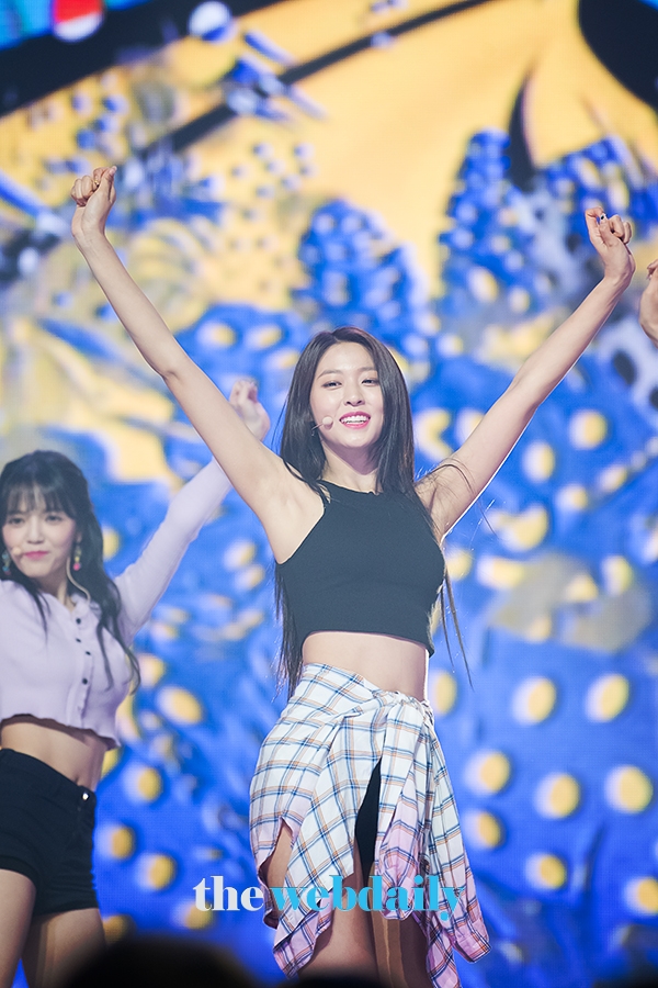 AOA(에이오에이) 설현, MBC MUSIC '쇼챔피언' 생방송 현장