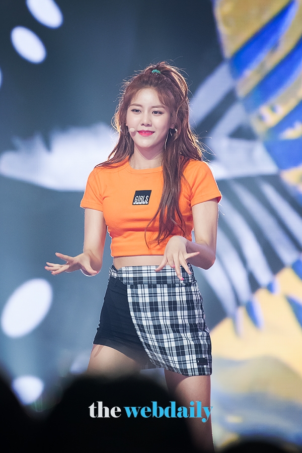 AOA(에이오에이) 혜정, MBC MUSIC '쇼챔피언' 생방송 현장
