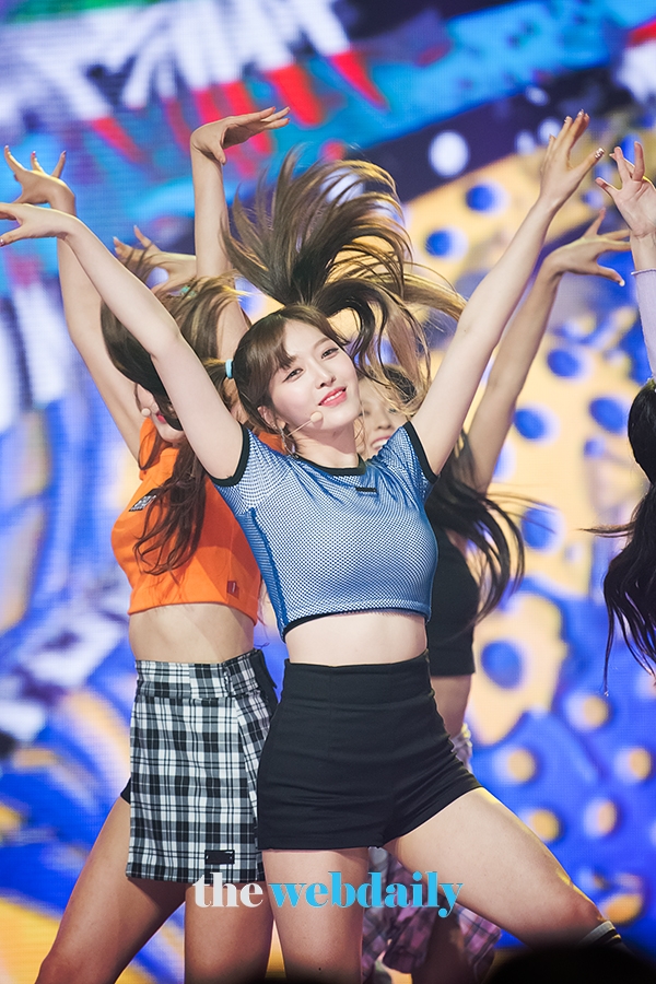 AOA(에이오에이) 찬미, MBC MUSIC '쇼챔피언' 생방송 현장