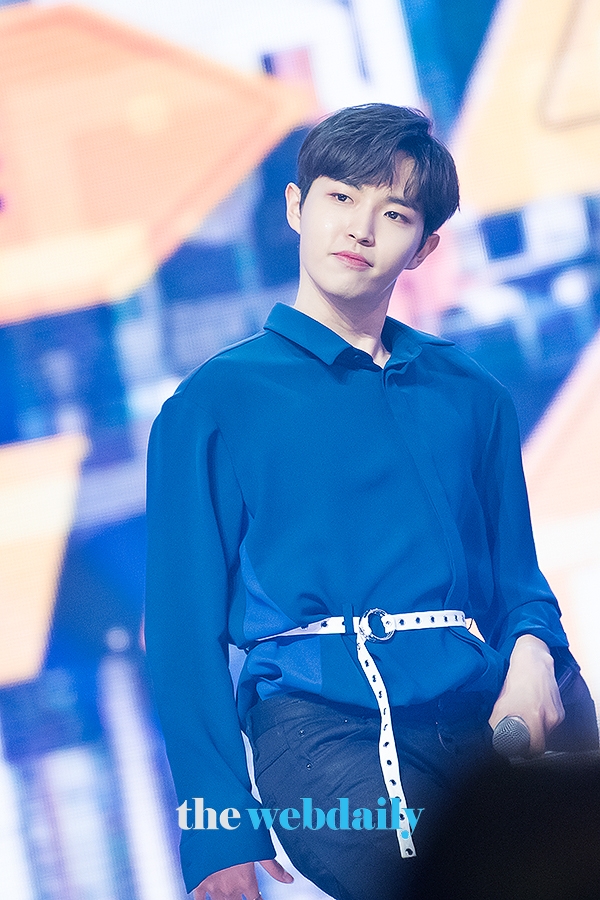 워너원(WannaOne) 김재환, MBC MUSIC '쇼챔피언' 생방송 현장