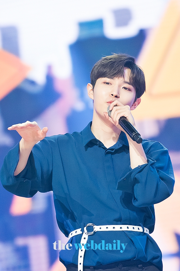 워너원(WannaOne) 김재환, MBC MUSIC '쇼챔피언' 생방송 현장