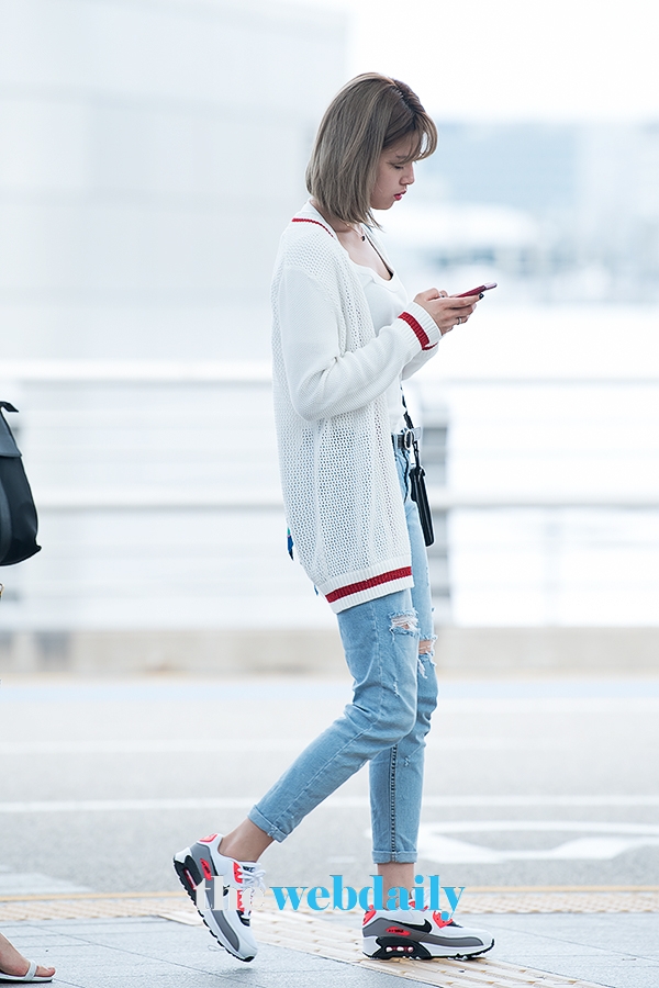 트와이스(TWICE) 정연, 인천국제공항 출국 현장