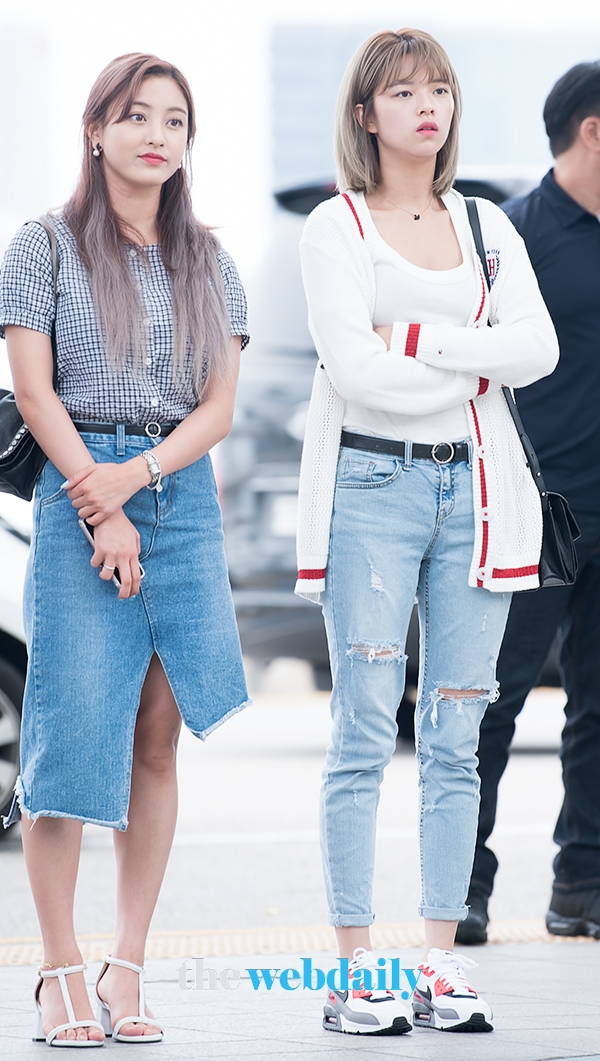 트와이스(TWICE) 지효-정연, 인천국제공항 출국 현장