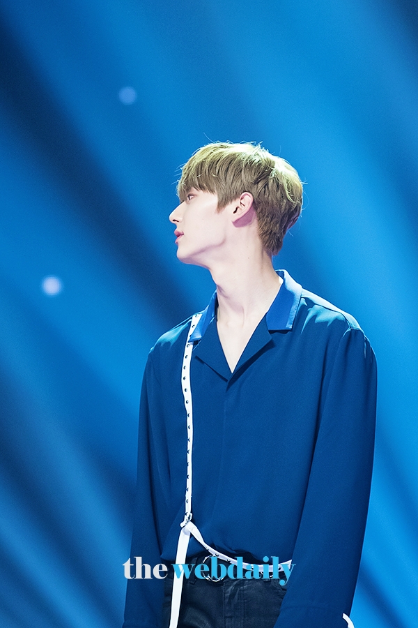 워너원(WannaOne) 황민현, MBC MUSIC '쇼챔피언' 생방송 현장