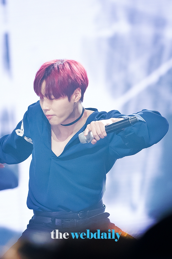 워너원(WannaOne) 하성운, MBC MUSIC '쇼챔피언' 생방송 현장