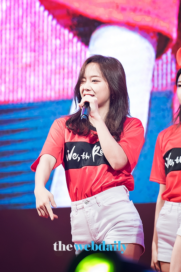 구구단 세정, '2018 러시아 월드컵' 스웨덴전 응원 공연
