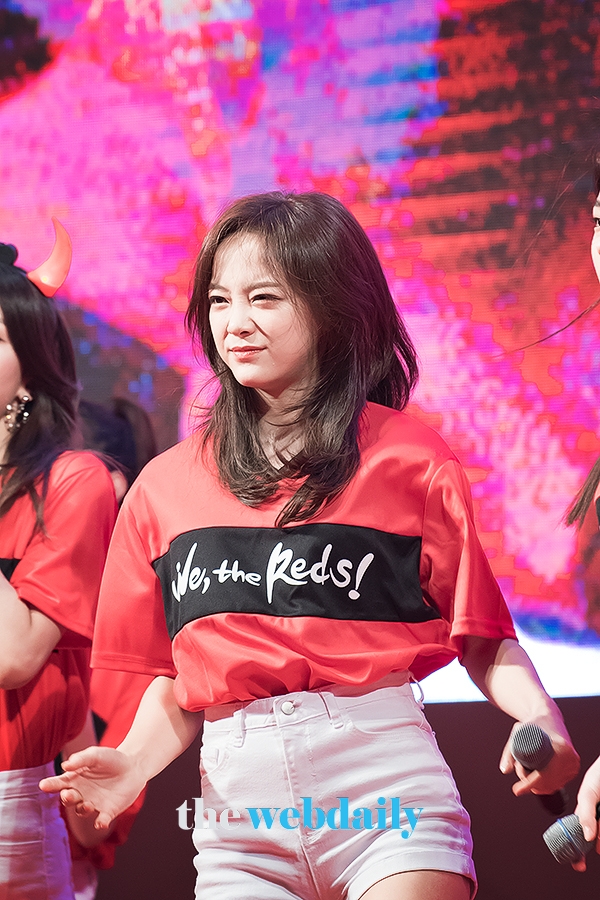 구구단 세정, '2018 러시아 월드컵' 스웨덴전 응원 공연