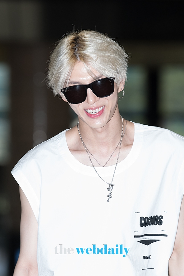 빅스(VIXX) 레오, 김포국제공항 출국 현장