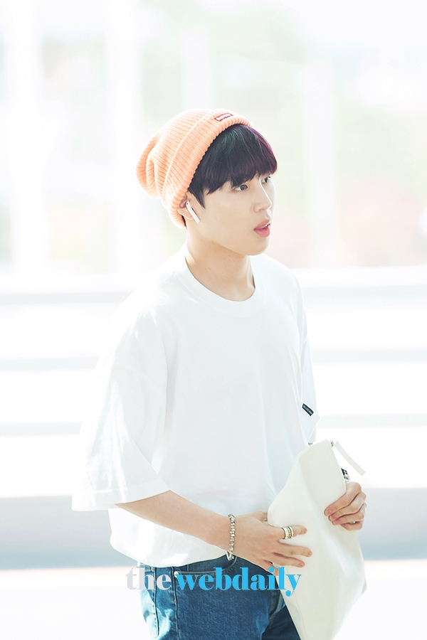 WannaOne(워너원) 하성운, 인천국제공항 출국 현장