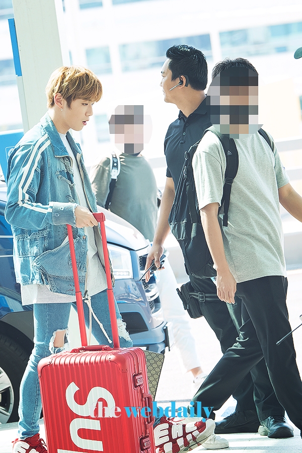 WannaOne(워너원) 강다니엘, 인천국제공항 출국 현장