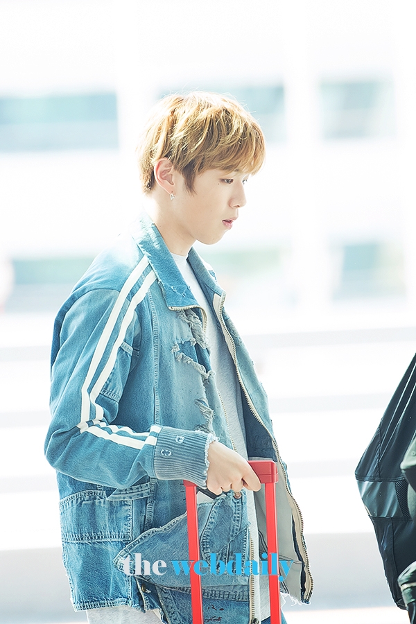 WannaOne(워너원) 강다니엘, 인천국제공항 출국 현장