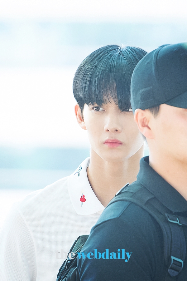WannaOne(워너원) 배진영, 인천국제공항 출국 현장