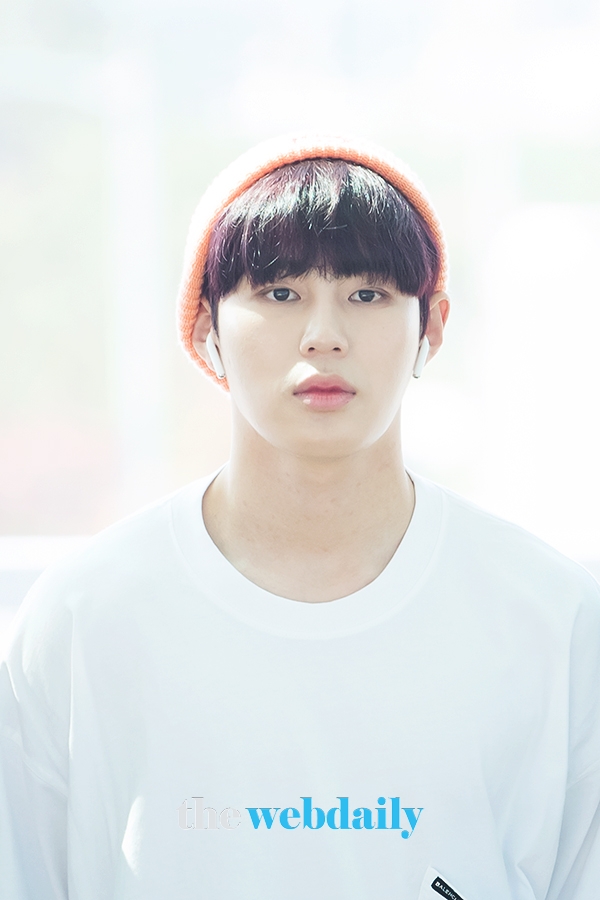 WannaOne(워너원) 하성운, 인천국제공항 출국 현장