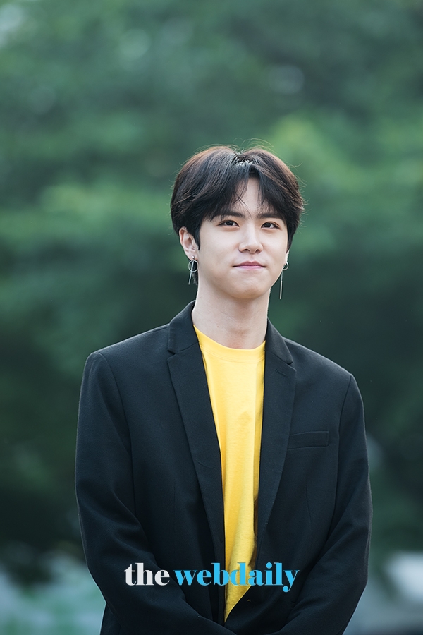 김동한, KBS 2TV '뮤직뱅크' 출근길 현장