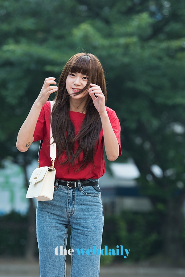 민서, KBS 2TV '뮤직뱅크' 출근길 현장