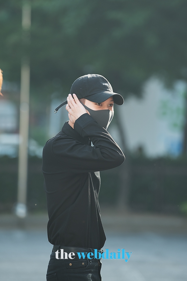 샤이니(SHINee) 태민, KBS 2TV 음악방송 '뮤직뱅크' 출근길