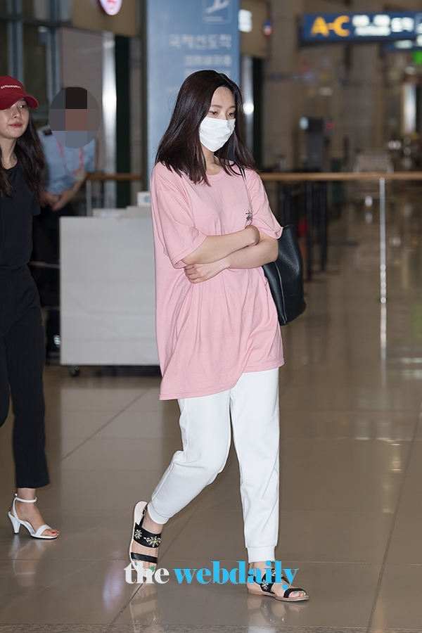 레드벨벳(RedVelvet) 조이, 인천국제공항 입국